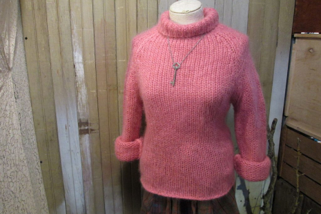 Margaret O'Leary Pink sweater funkomavintage